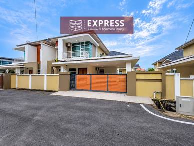 Semi-Detached House For Sale in Miri,SWK