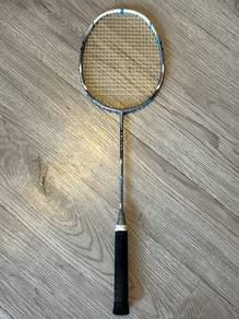 Second-hand badminton racket
