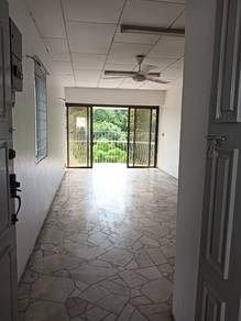 Apartment For Sale in 76 Jalan Kampar