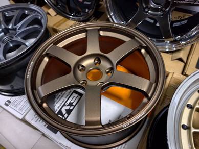 New sport rim 18 iNCH TE37 RAYS JAPAN ORI FL5 FK8