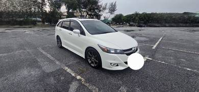 Honda Stream i-VTEC RSZ in Ipoh, PRK