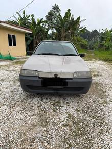Proton Iswara in Ipoh, PRK