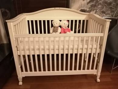 white crib Self pick up