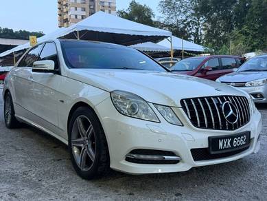 Mercedes Benz E250 250 CGI AVNTGRDE (CKD) in Desa Petaling, KUL