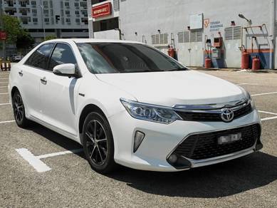 2017 Toyota Camry HYBRID LUXURY
