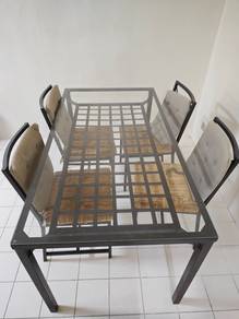 Set Meja Makan