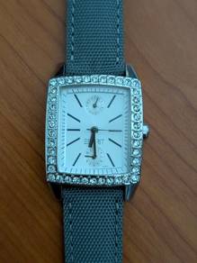 ESPRIT FAME GREY – Elegant Statement Watch