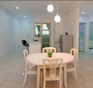 Condominium For Sale in 10 Island Resort