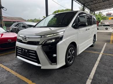 2021 Toyota Voxy ZS KIRAMEKI III