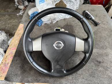 No 6-7-11 Nissan Tiida Latio Steering Wheel Jpn