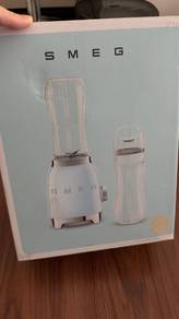 SMEG Blender (Milky White Colour)