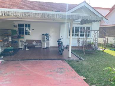 Semi-Detached House For Sale in Tanjung Bungah,PNG