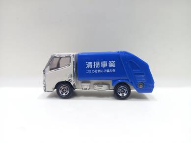 Tomica No. 45 Toyota Dyna Refuse Truck Diecast