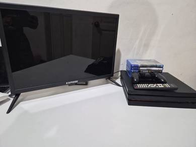 PS4 Pro 1TB + 6 Disc Games + 9 Digital Games