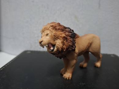Tomy Figurine Lion
