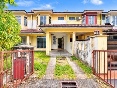 2-storey Terraced House For Sale in Seri Kembangan,SGR