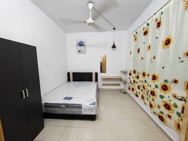 Room in Petaling Jaya, SGR