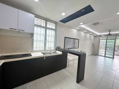 Apartment For Sale in Lake View Suites