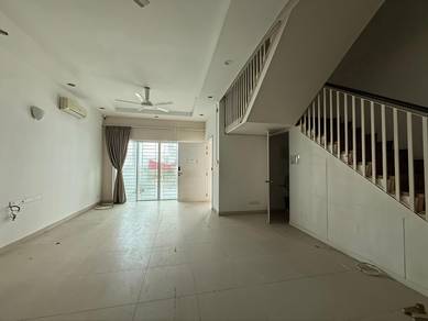 3-storey Terraced House For Sale in Tanjung Bungah,PNG