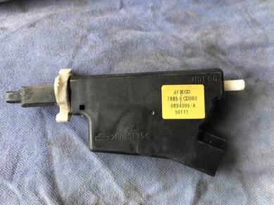 No 8-2-3 Fairlady Z33 350Z Fuel Door Actuator Jpn