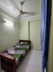 Room in Permatang Pauh, PNG