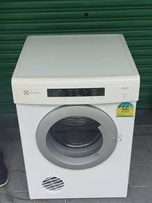 7/kg. Clothes dryer Air vented Electrolux