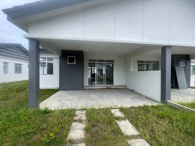 Semi-Detached House For Rent in Banting,SGR