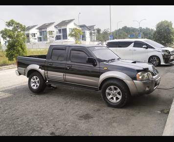 Nissan Frontier GRANROAD AIRBAG in Puncak Alam, SGR