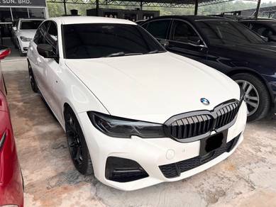 BMW 330i 30i M SPORT in Johor Bahru, JHR