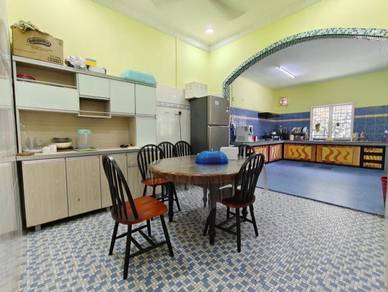 Semi-Detached House For Sale in Ujong Pasir,MLK