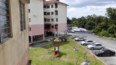 Apartment For Sale in Pangsapuri Seri Rinching
