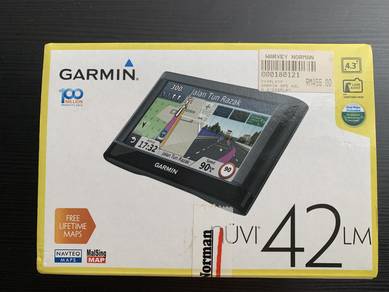 Garmin GPS Navigator with Free Lifetime Maps