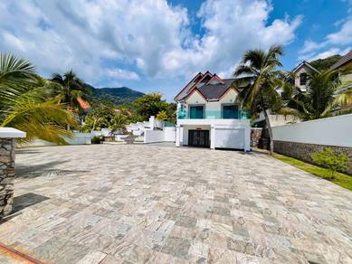 Bungalow House For Sale in Batu Ferringhi,PNG