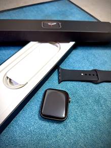 Apple Watch SE 44mm Black Cellular LTE version