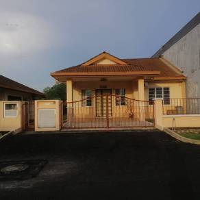 Semi-Detached House For Sale in Seremban,NSN