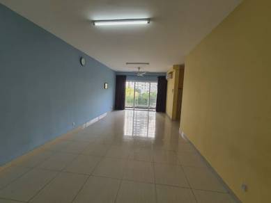 Condominium For Sale in Damansara Foresta