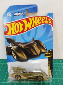 Hotwheels Batmobile M Case 2023