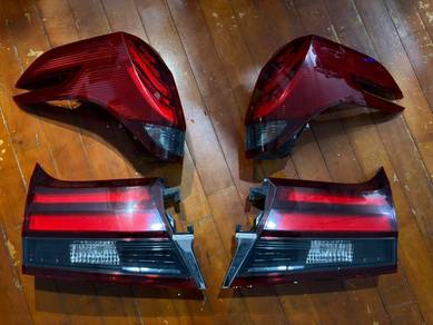 ALPHARD AGH30 TAIL LAMP (original)