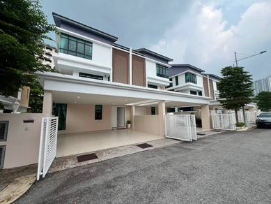Semi-Detached House For Sale in Batu Ferringhi,PNG