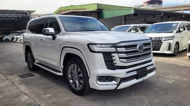 Toyota Land Cruiser ZX in Sungai Besi, KUL