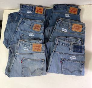 Levi’s Jeans sz 40 Combo:):):