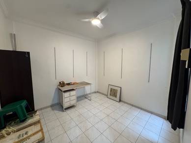 Apartment For Sale in Kenanga (Park View Court)