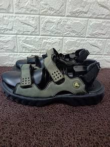 Uk12 CROCS Sandals