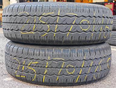 215 70 16 C Hankook RA08 Tyre Tebal 45%