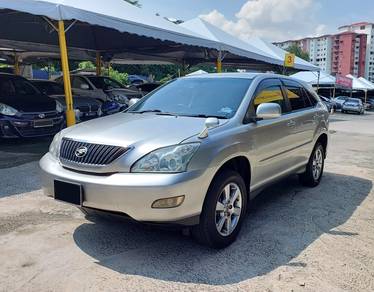 Toyota Harrier 240G in Desa Petaling, KUL