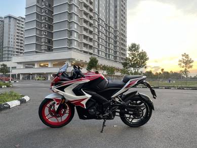 Modenas Pulsar RS200