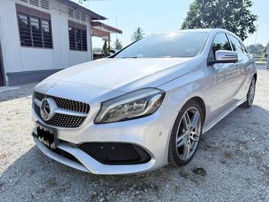 Mercedes Benz A180 180 SE (CBU) in Muar, JHR
