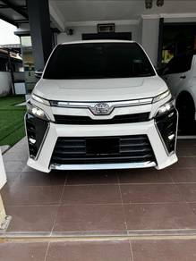 Toyota Voxy ZS KIRAMEKI in Melaka Tengah, MLK