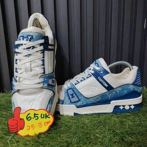 6.5uk LV sneakers