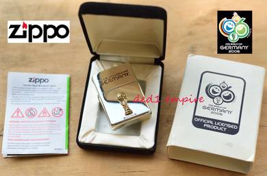 ZIPPO X World Cup 2006 - pemetik api edisi khas